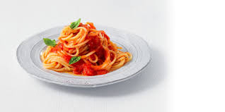 Spaghetti al pomodoro or spaghetti with tomato sauce